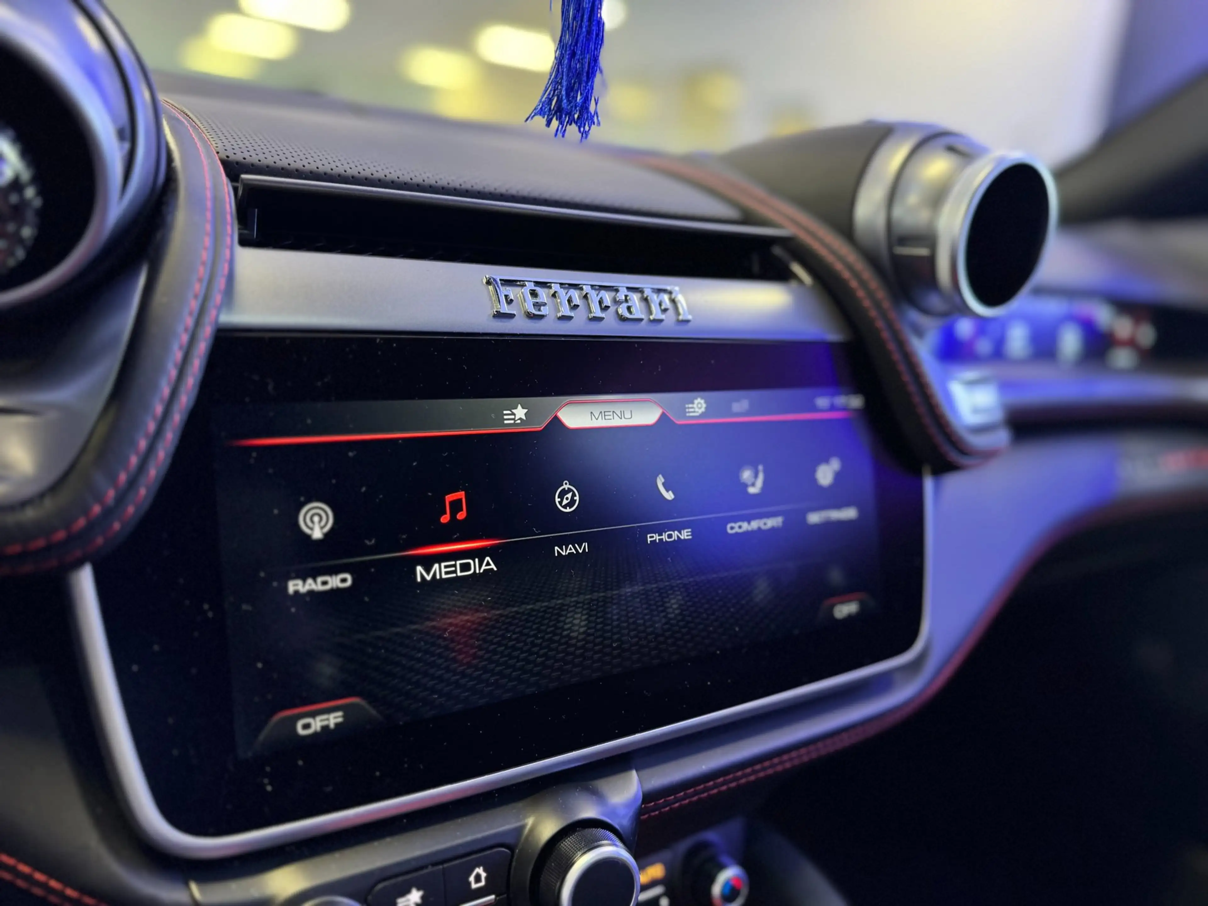 Ferrari GTC4 Lusso GTC4Lusso T 3.9 V8 I Pano-dak I Lift I Passenger D — photo 10