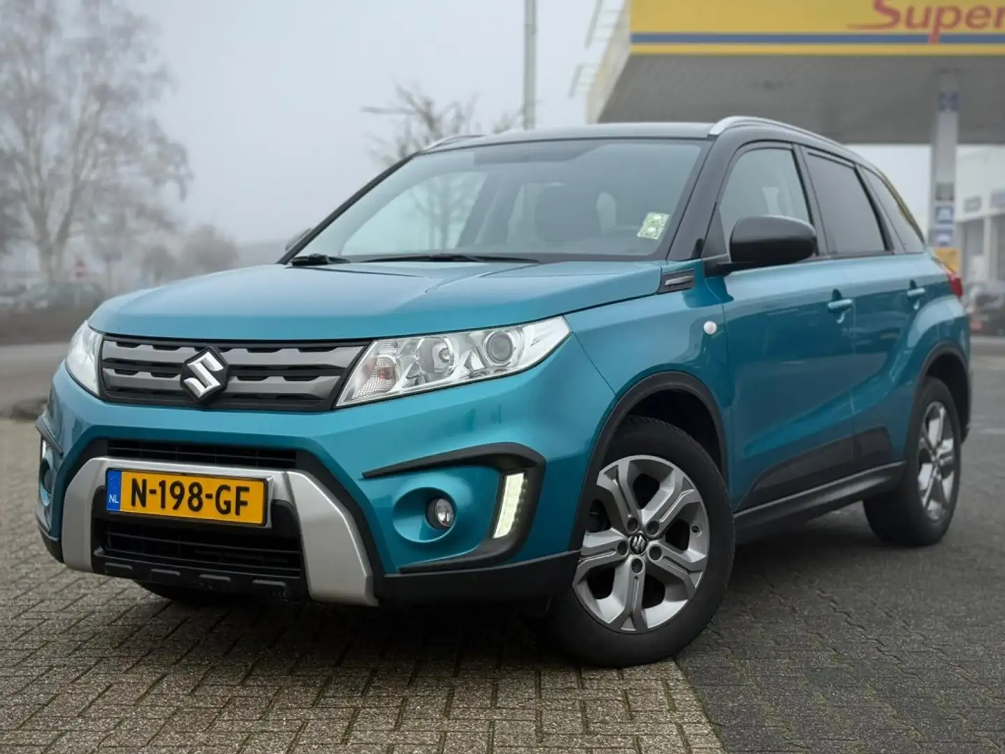 Suzuki Vitara 1.6 EXCLUSIVE AUTOMAAT TREKHAAK CAMERA NAVI Blau - 1