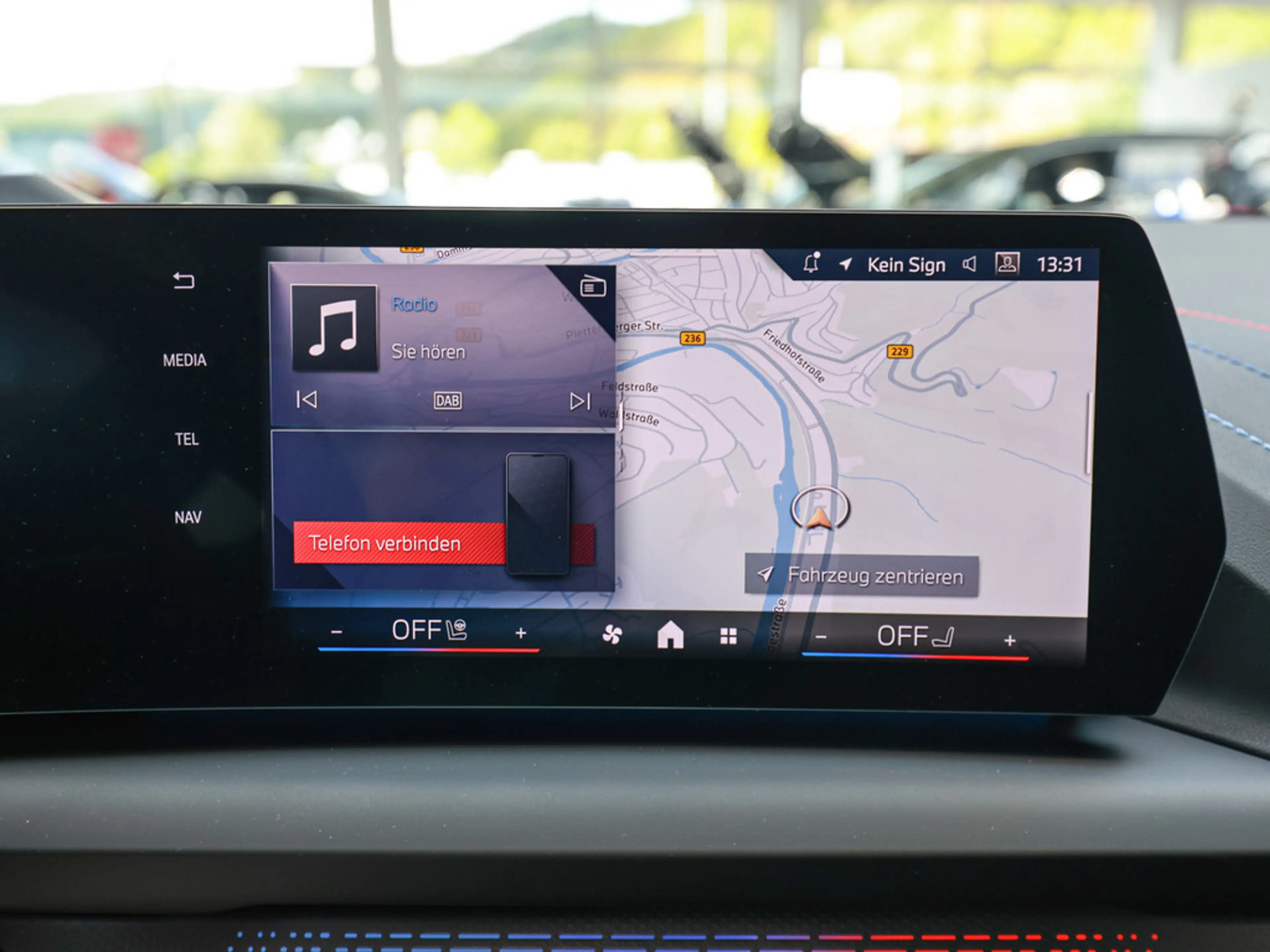 BMW 135 M xDrive 360° LED HUD NAVI H/K KAMERA SHZ — photo 14