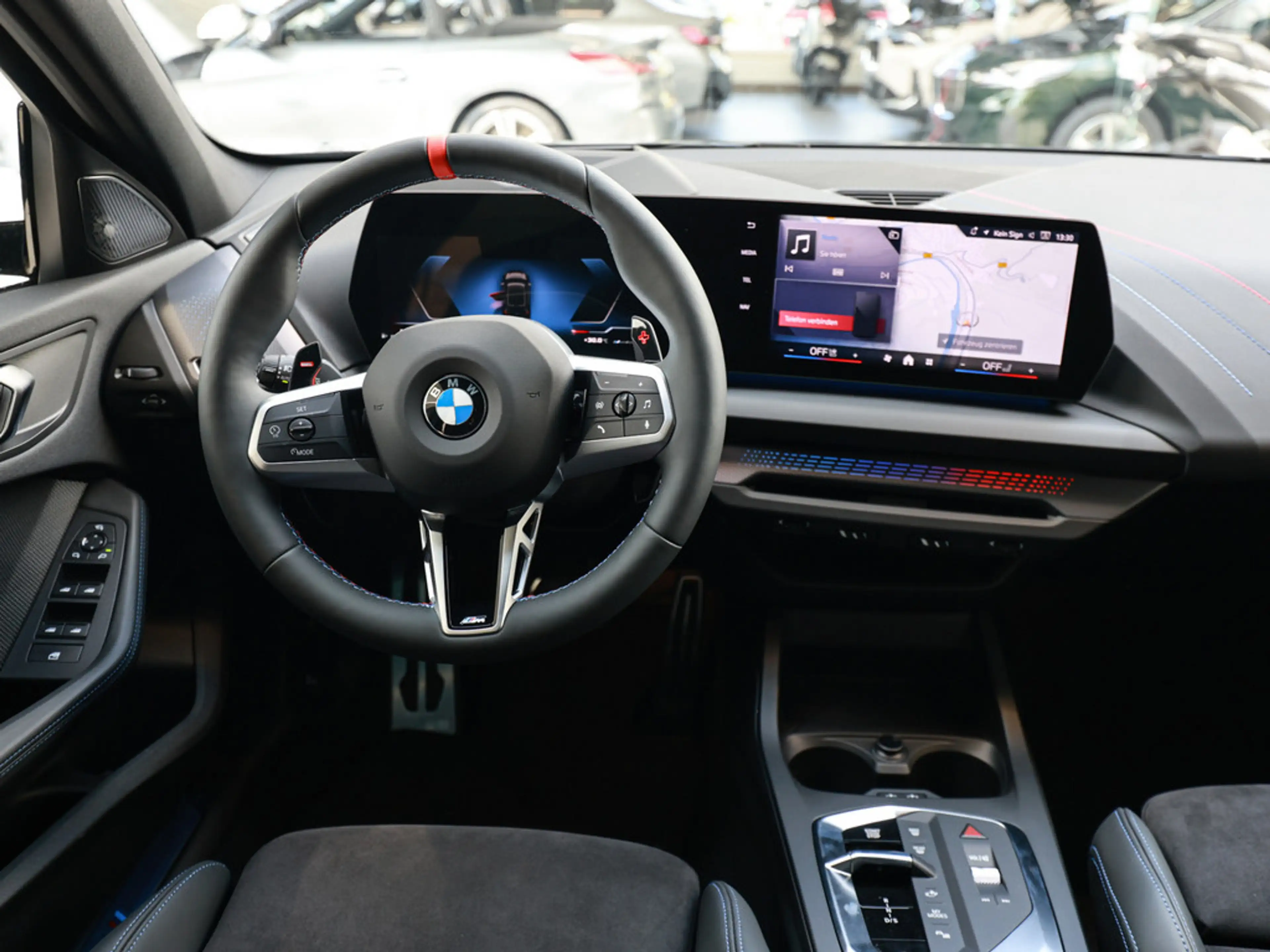 BMW 135 M xDrive 360° LED HUD NAVI H/K KAMERA SHZ — photo 12