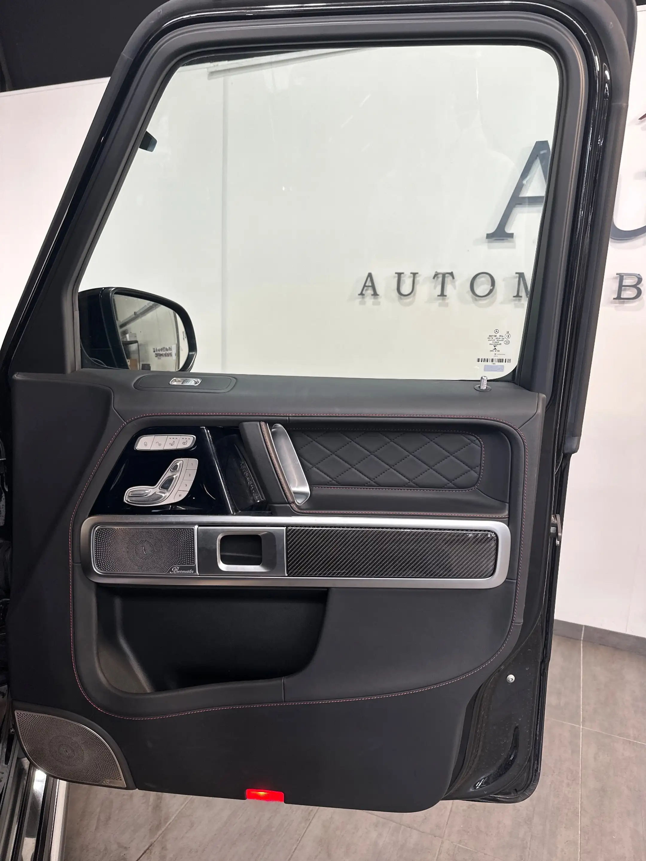 Mercedes-Benz G 63 AMG Drivers Package NAV+GLASDACH+STHZG+ACC+360°+22ZO — photo 8