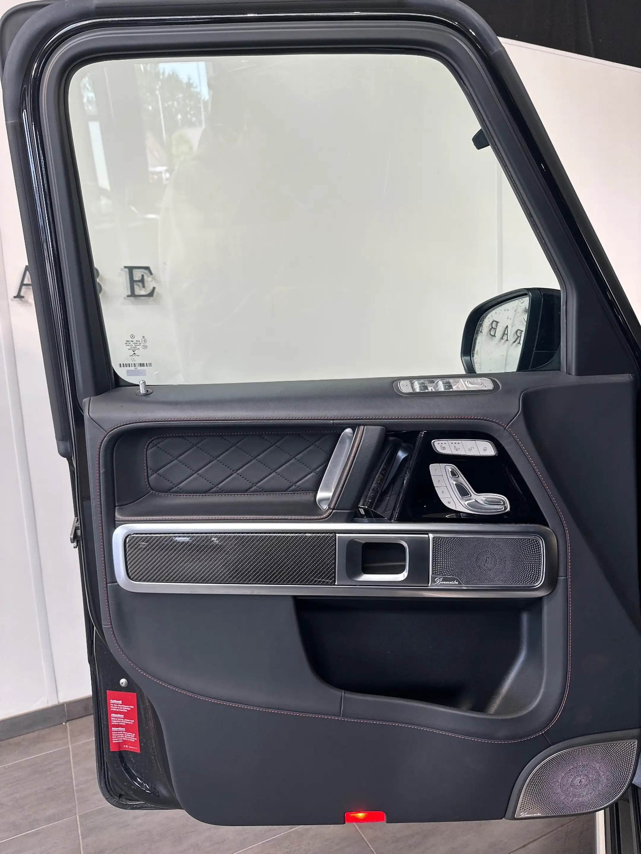 Mercedes-Benz G 63 AMG Drivers Package NAV+GLASDACH+STHZG+ACC+360°+22ZO — photo 7