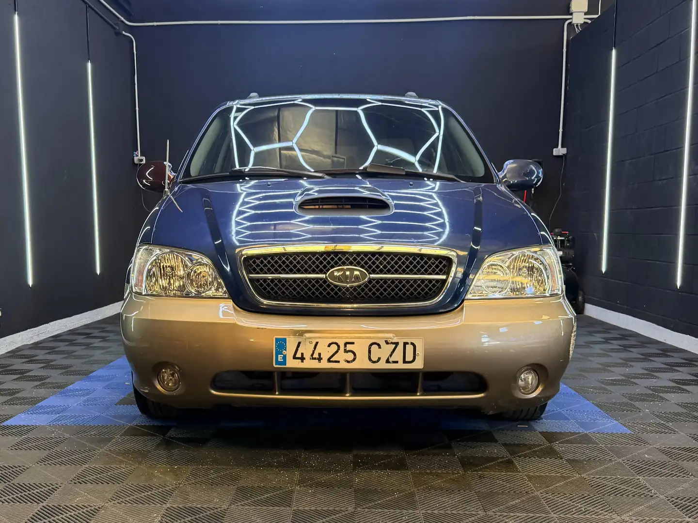 Kia Carnival Carnival 2.9CRDI EX EX Azul - 2