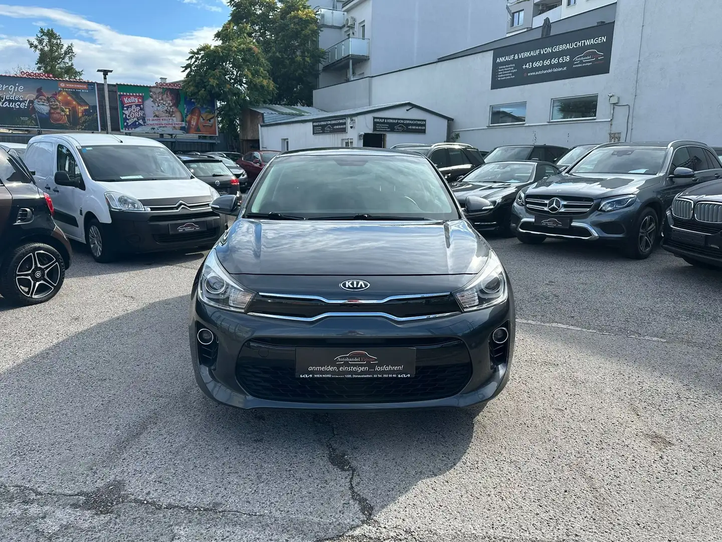 Kia Rio 1,25 MPI Silber ISG top Allwetterreifen Navi Grau - 1