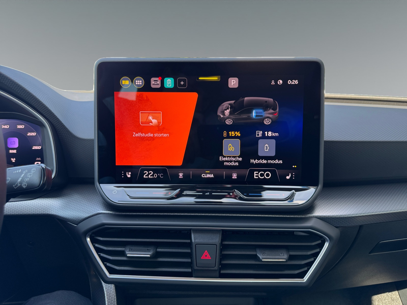 SEAT Leon 1.5 eHybrid 204pk DSG Style | Stoel- en stuurverwa — photo 13