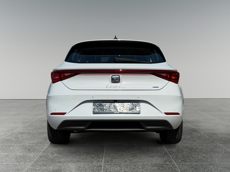 SEAT Leon 1.5 eHybrid 204pk DSG Style | Stoel- en stuurverwa — photo 8