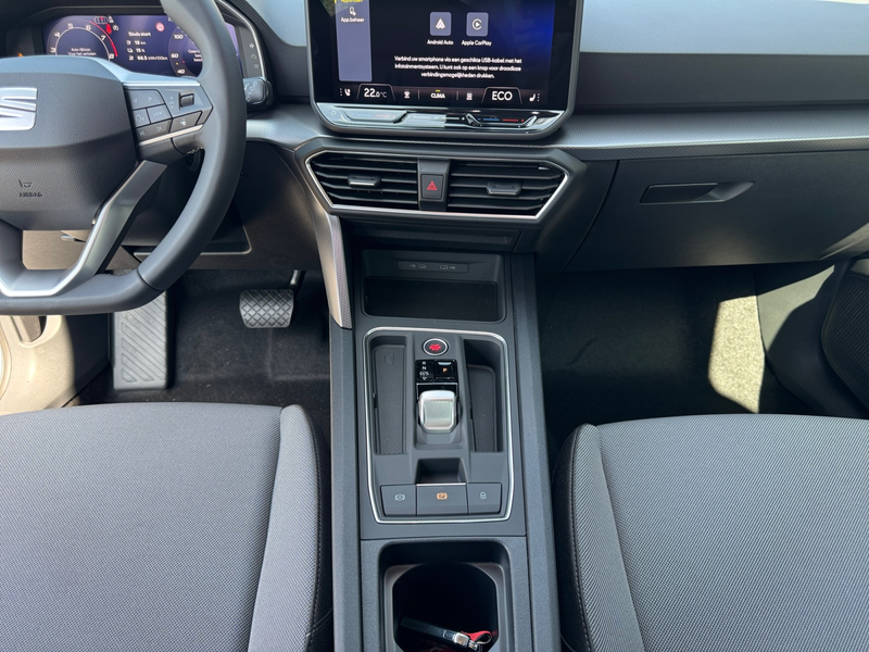 SEAT Leon 1.5 eHybrid 204pk DSG Style | Stoel- en stuurverwa — photo 12