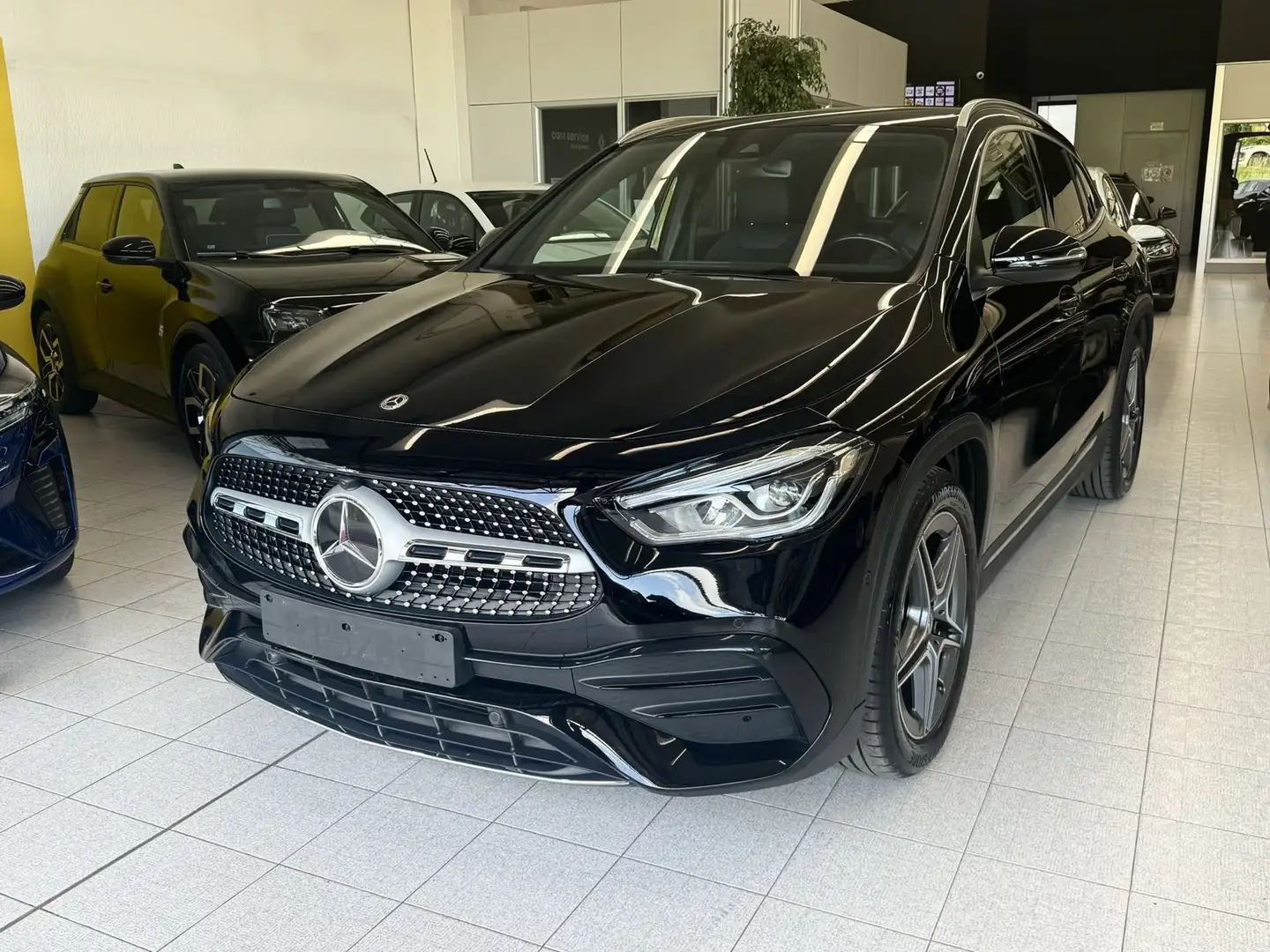 Mercedes-Benz GLA 200 GLA 200 d Automatic Premium Noir - 1
