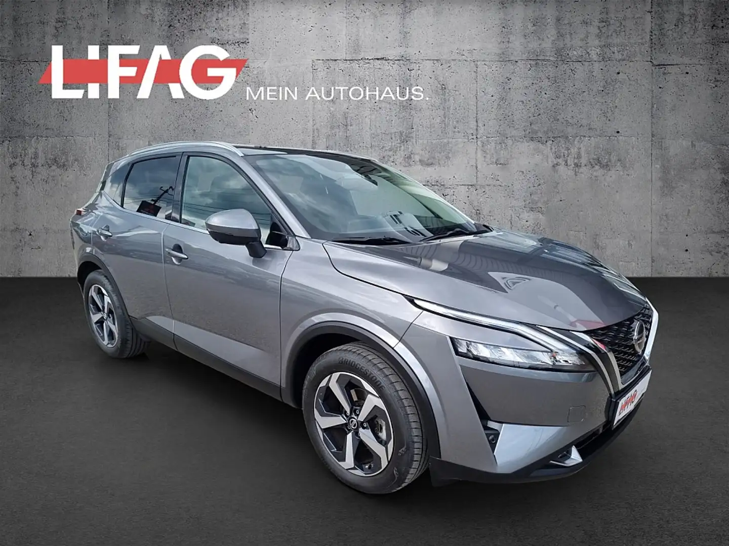 Nissan Qashqai 1,3 MHEV 4x4 N-Connecta Aut. *ab € 27.990,-* Gri - 1