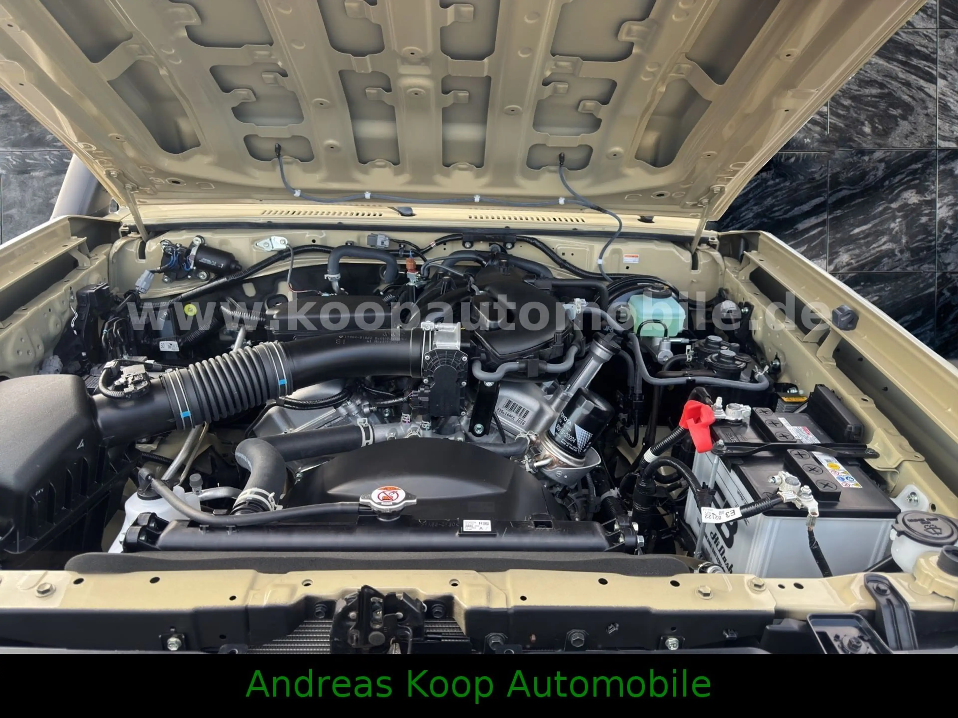 Toyota Land Cruiser GRJ 79 SC LX-E1 Aut Dif. 2x90SOFORT — photo 12
