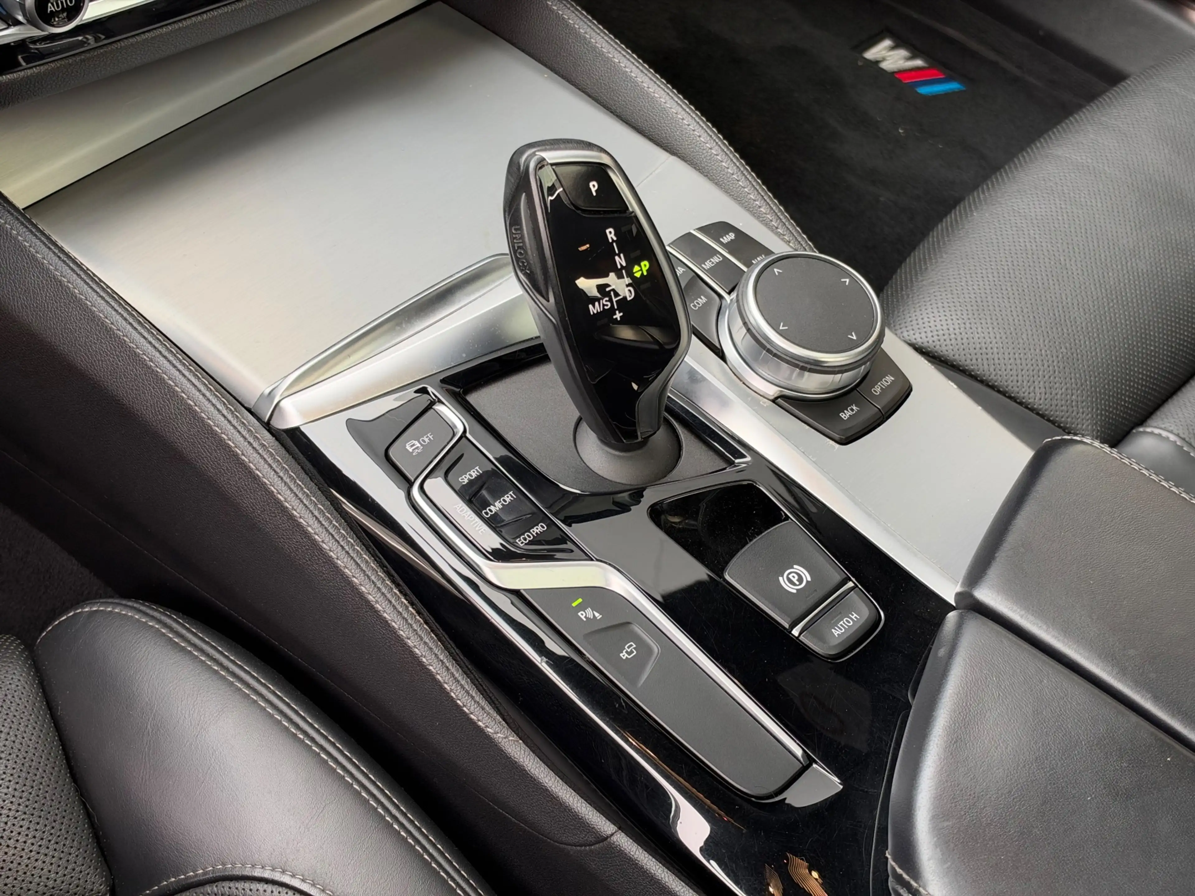 BMW M550 5-serie M550i xDrive High Executive LASER HARMAN/K — photo 9
