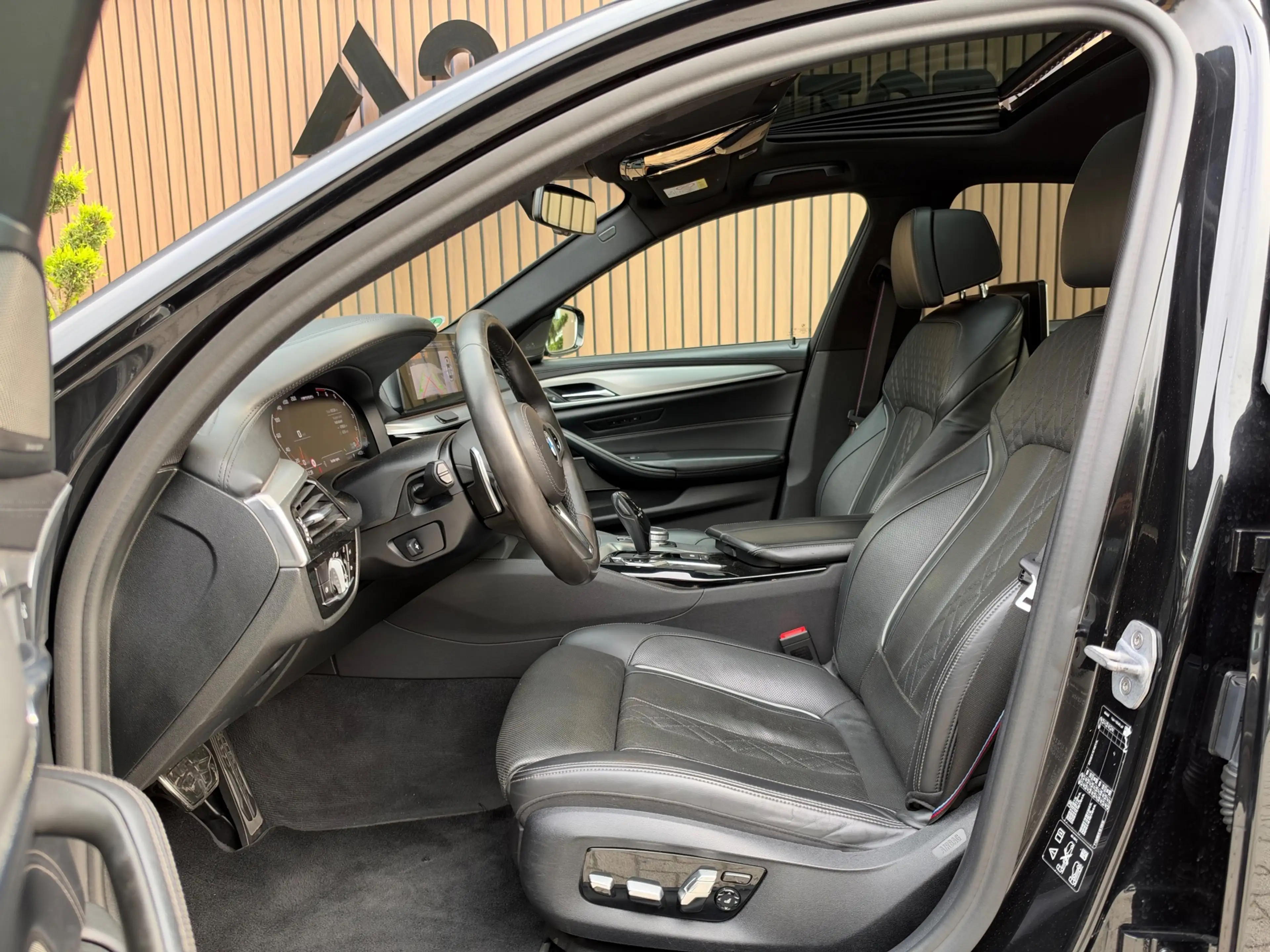 BMW M550 5-serie M550i xDrive High Executive LASER HARMAN/K — photo 5