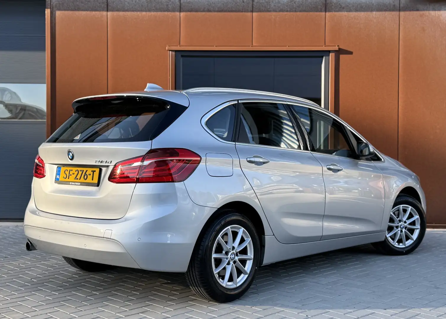 BMW 218 2-serie Active Tourer 218d Executive | NAP | NAVI Grijs - 2