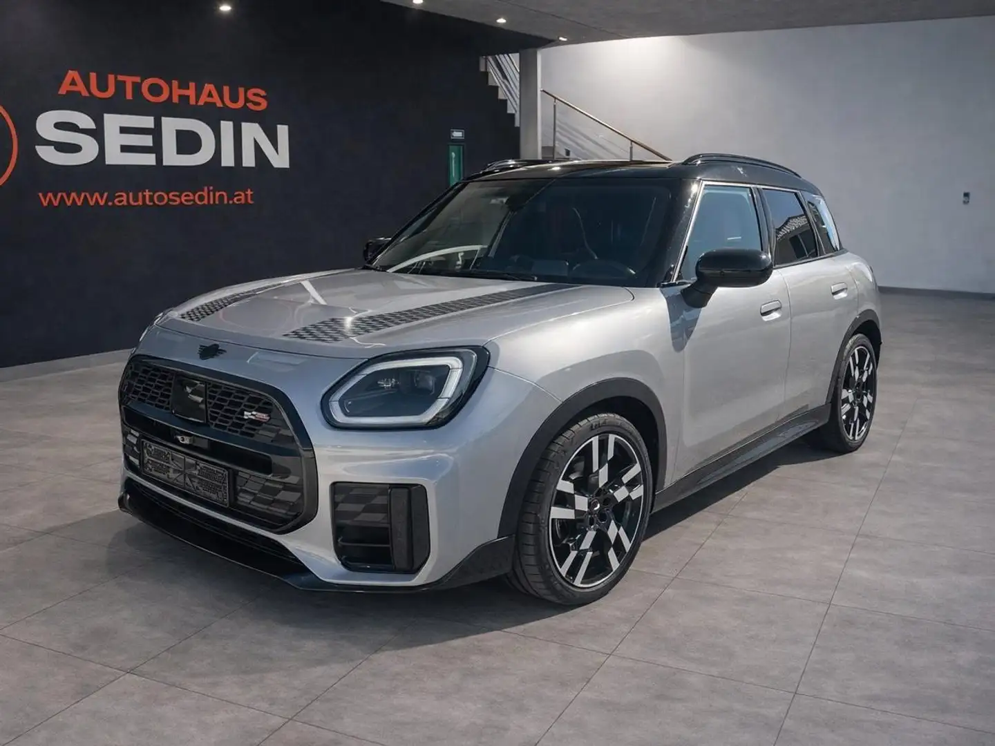 MINI John Cooper Works Countryman S ALL4 John Cooper Works Trim XL Silber - 1