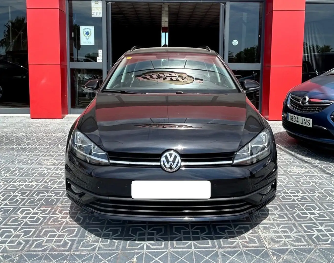 Volkswagen Golf Ready2Go 1.0 TSI 85kW (115CV) Variant Negro - 2