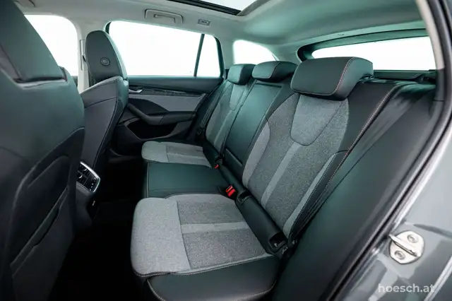 Skoda Octavia view 8