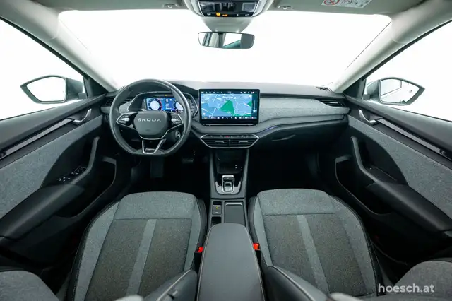 Skoda Octavia view 6
