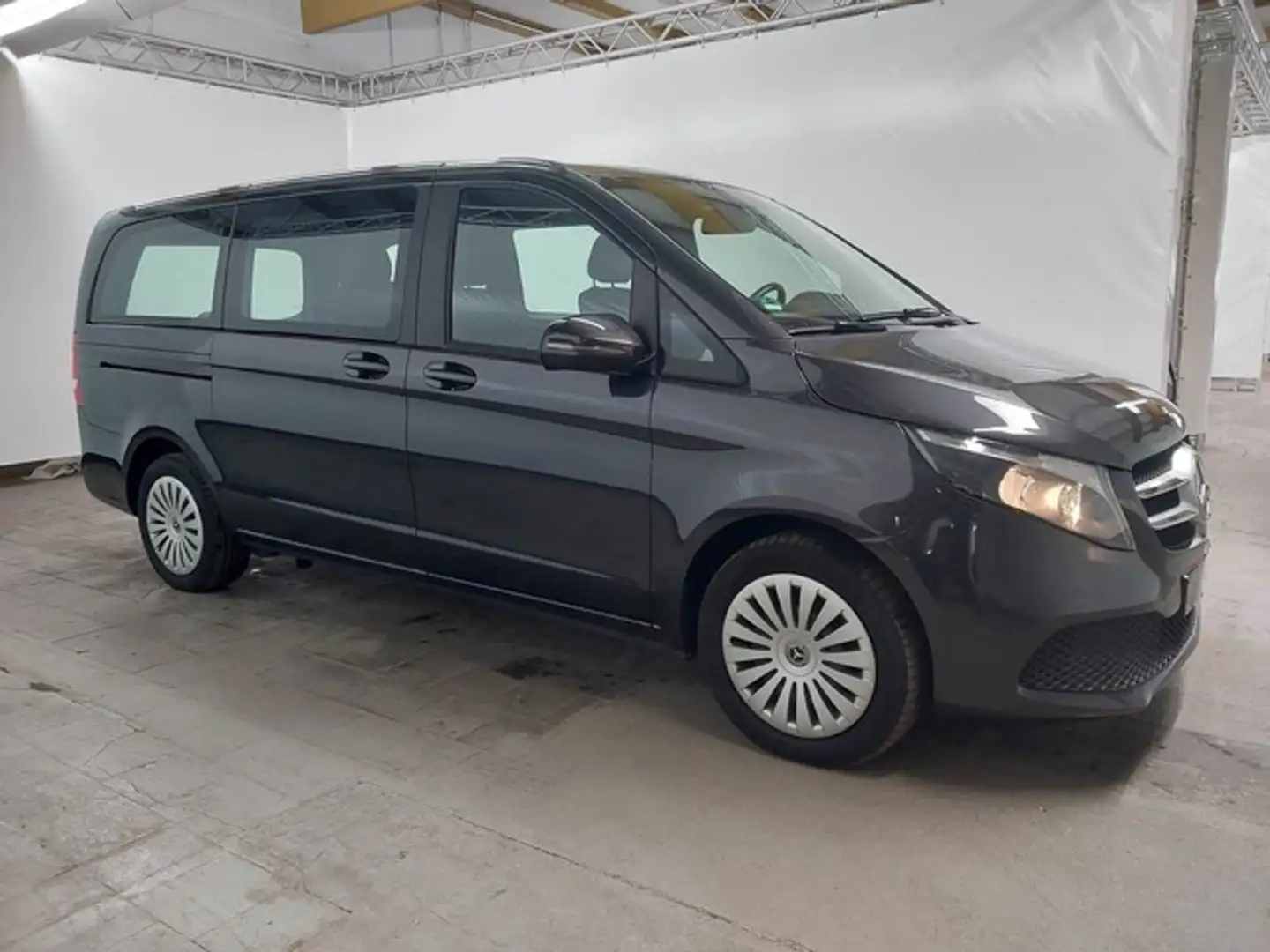 Mercedes-Benz V 220 220d Largo Rise Gris - 2