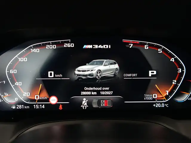 BMW 3 Series view 13
