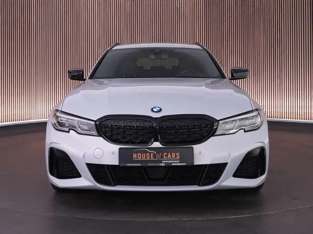 BMW 3 Series view 6