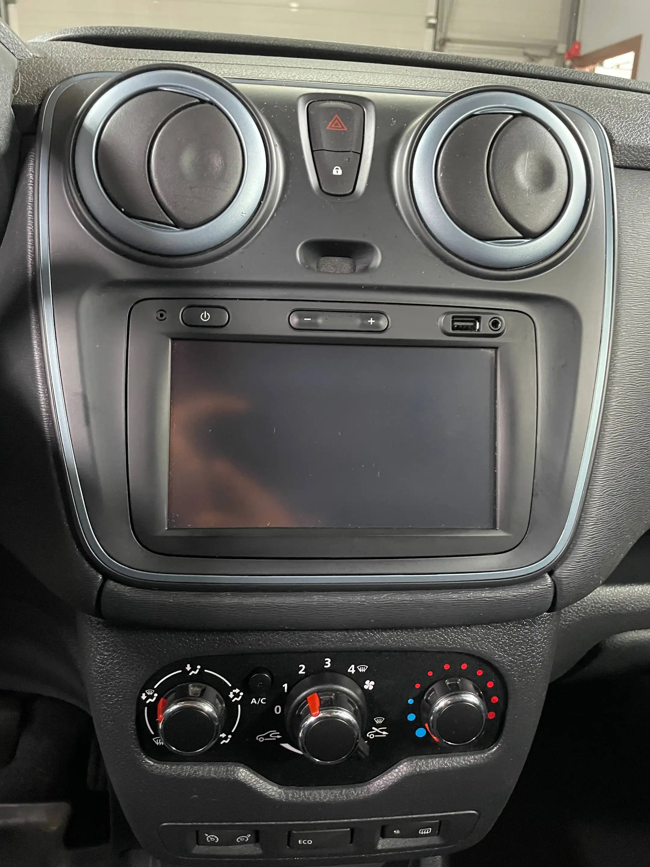 Dacia Dokker Stepway — photo 11