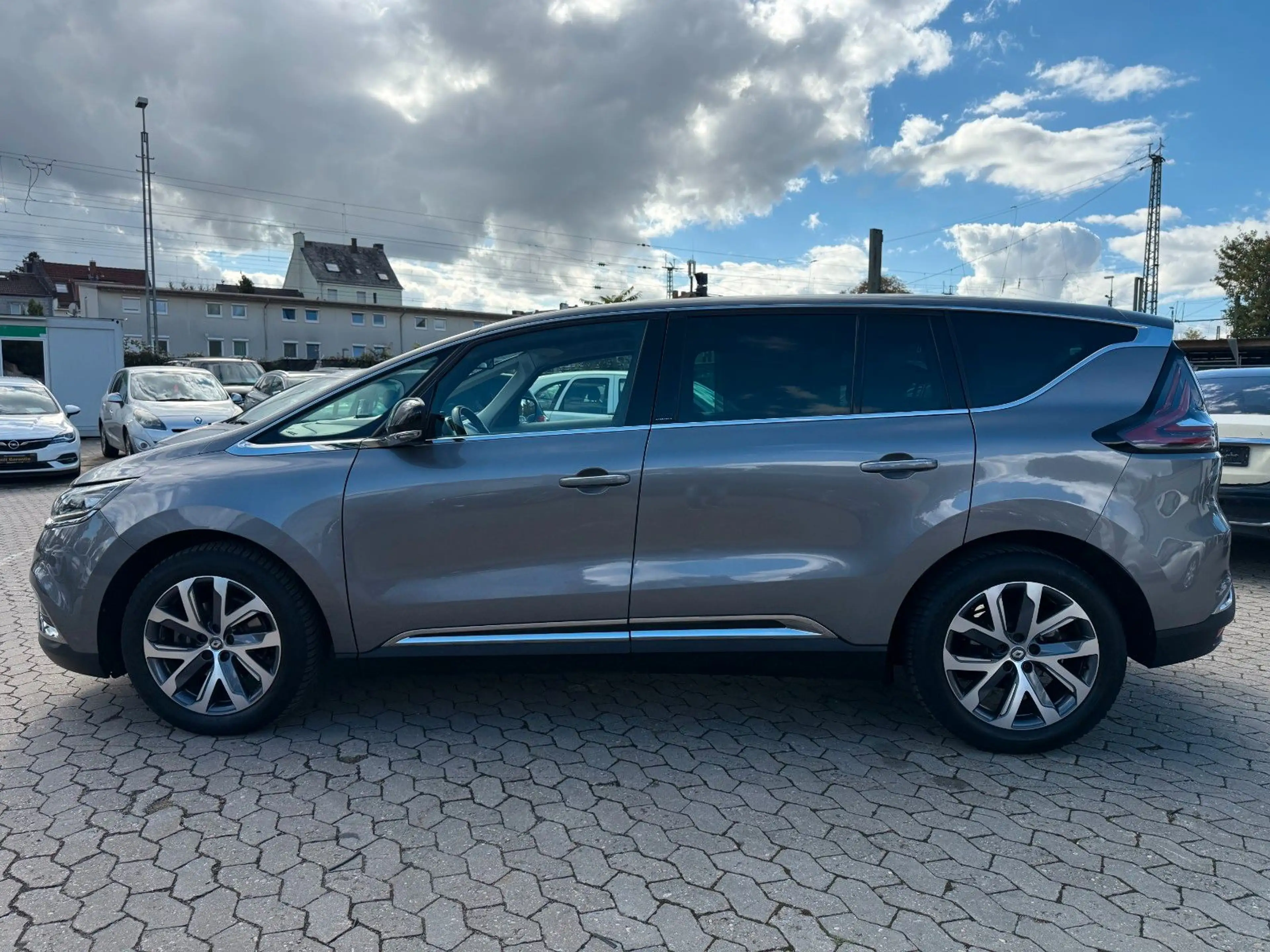 Renault Espace ESPACE V INTENS / AUTOMATIK / 7 SITZER / KAMERA — photo 5