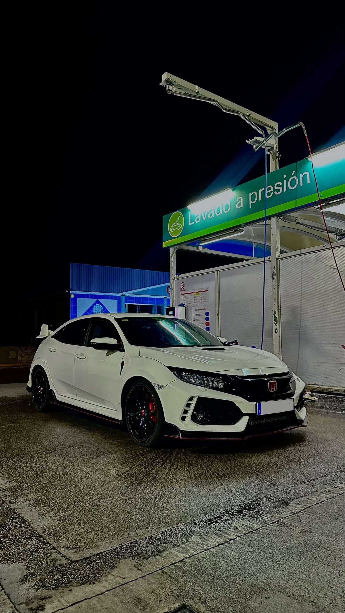 Honda Civic 2.0 VTEC Turbo Type R GT - foto 1
