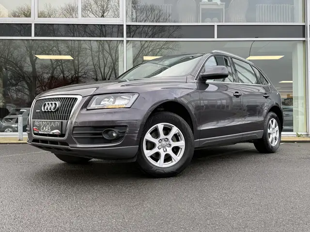 Audi Q5 7025€+ BTW/ ZETELVERWARMING / LEDER / TREKHAAK /