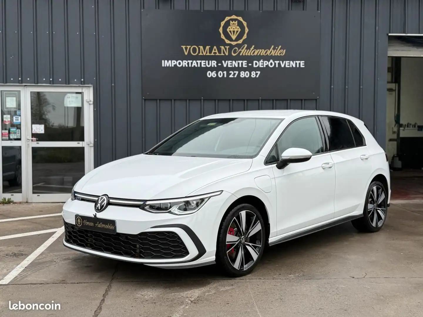 Volkswagen Golf 8 GTE 1.4 Hybrid Rechargeable 245 CV thermique 150cv CarPlay Jantes 18 éclairage d’ambiance Bianco - 1