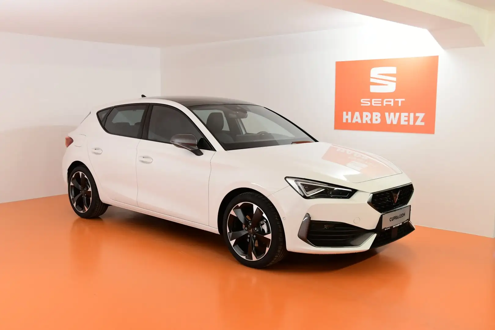 CUPRA Leon 2.0 TSI DSG 190 PS Weiß - 2