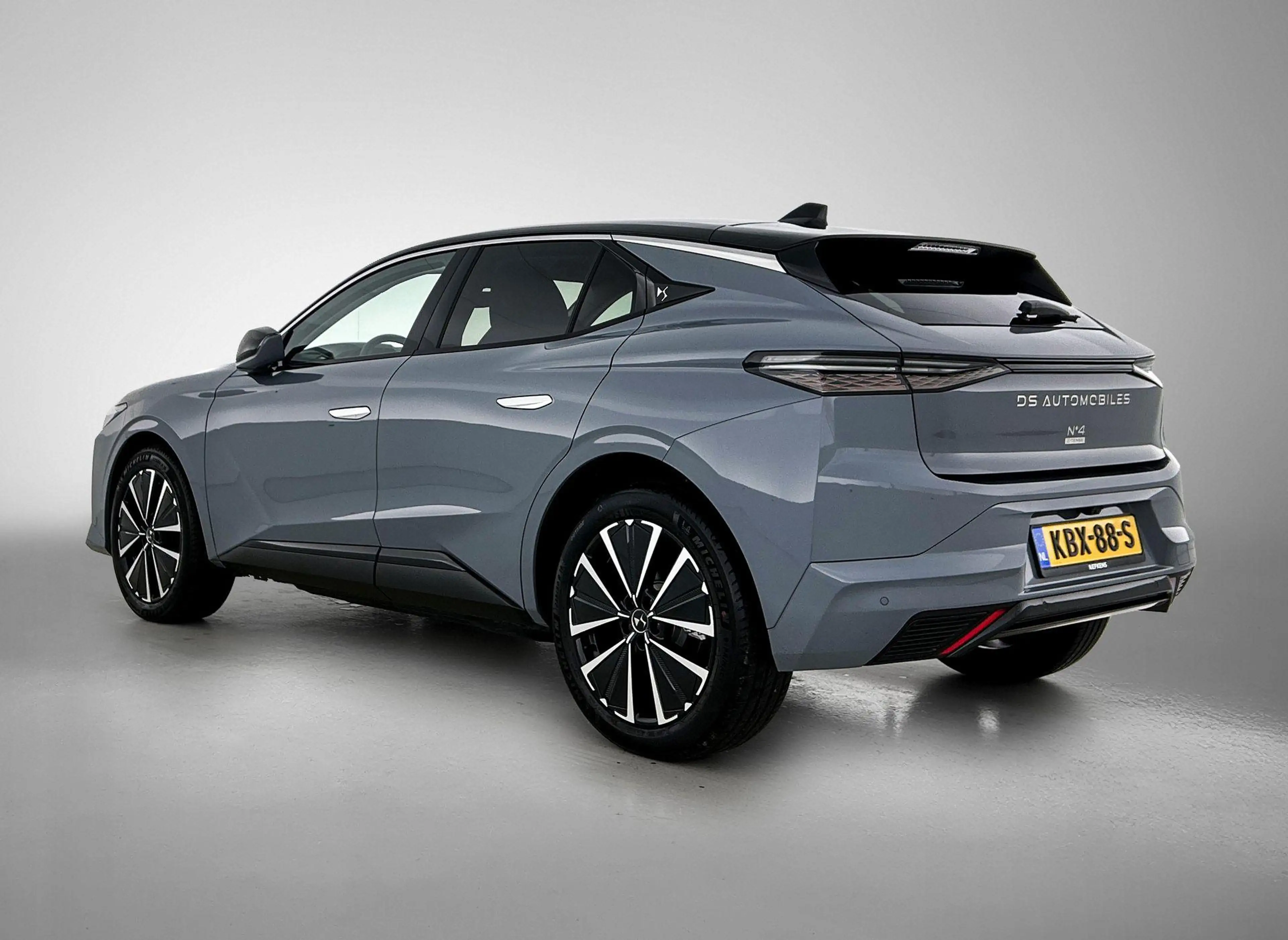 DS Automobiles N°4 E-Tense 213pk Pallas Tech Pack 58.3 kWh Automaat | — photo 6