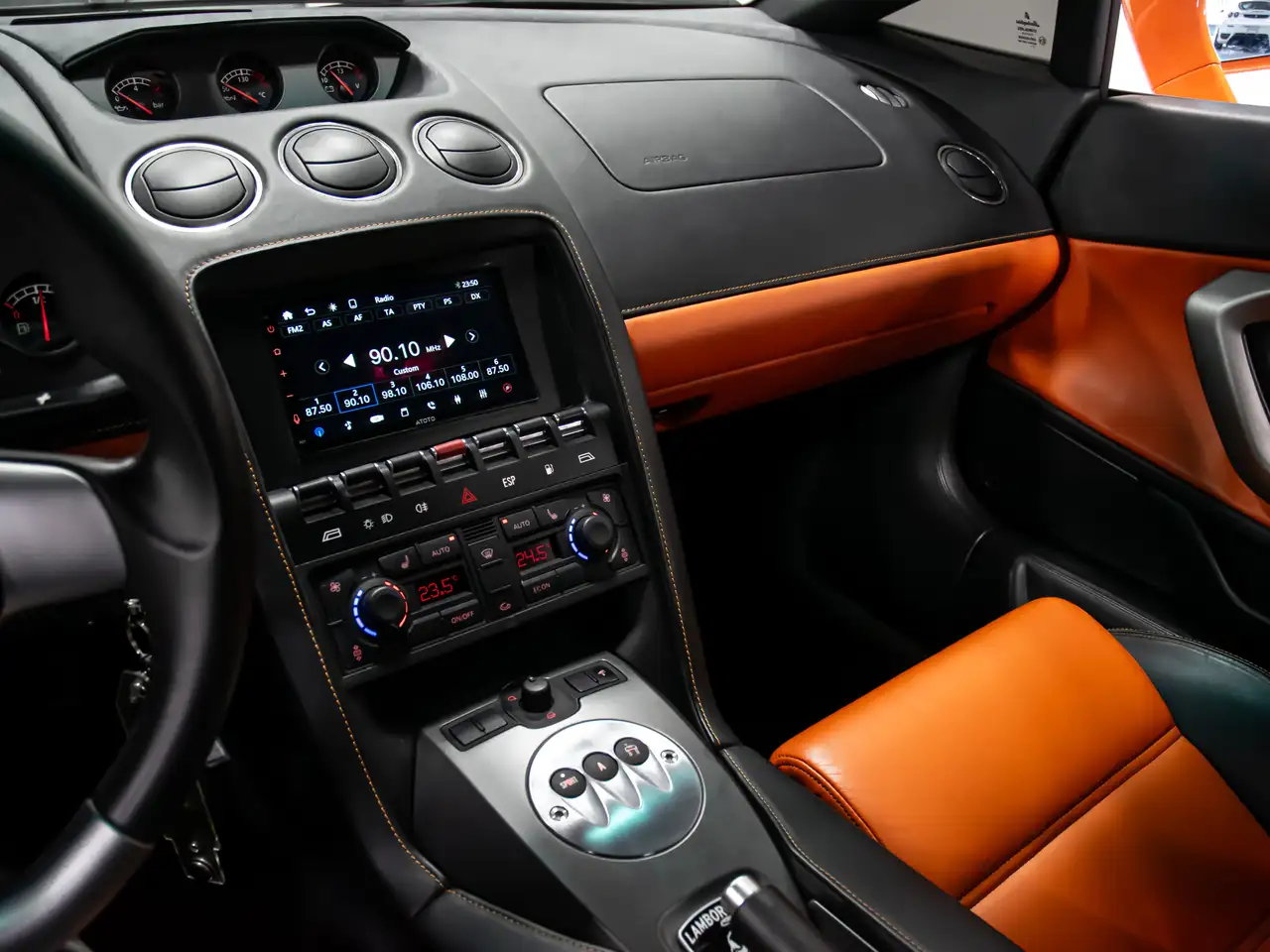 Lamborghini Gallardo снимка Lamborghini Gallardo