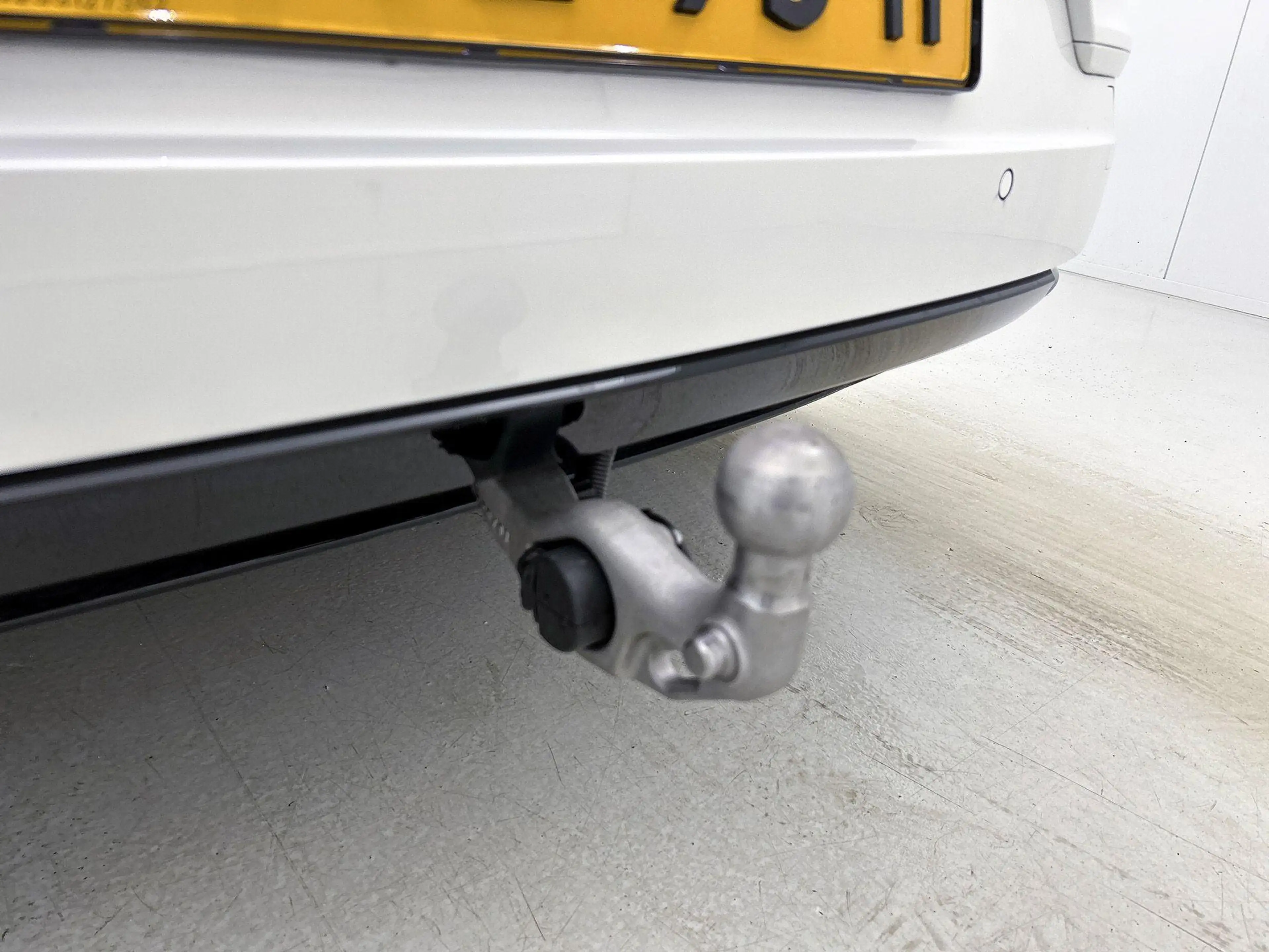 Polestar 4 Long Range Dual Motor 100 kWh Performance | Pilot — photo 9