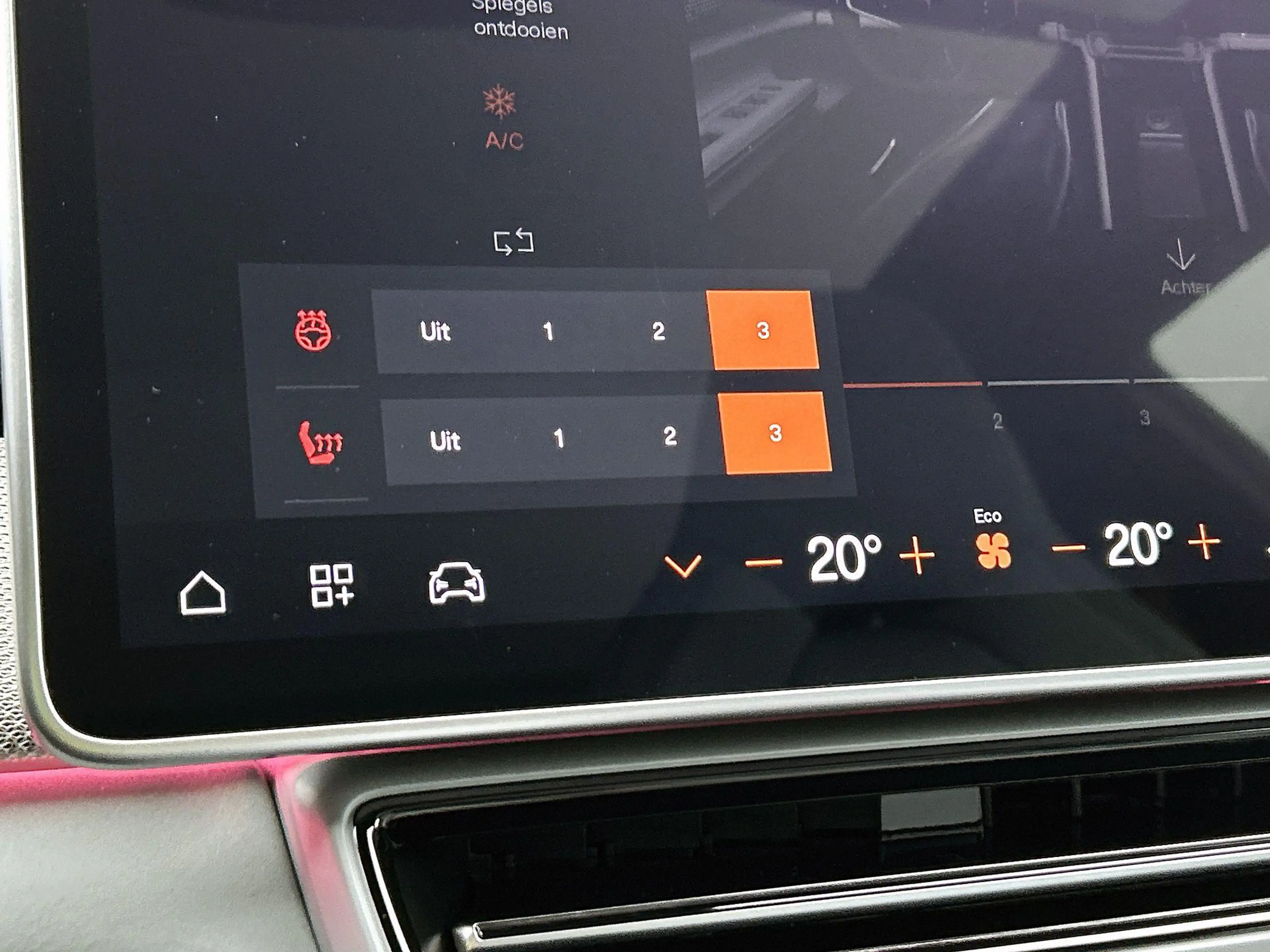 Polestar 4 Long Range Dual Motor 100 kWh Performance | Pilot — photo 8