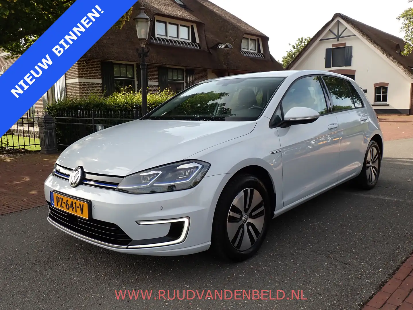 Volkswagen e-Golf 35,8KWH 94%SOH ACC/LED/NAVI/CARPLAY Blanc - 1