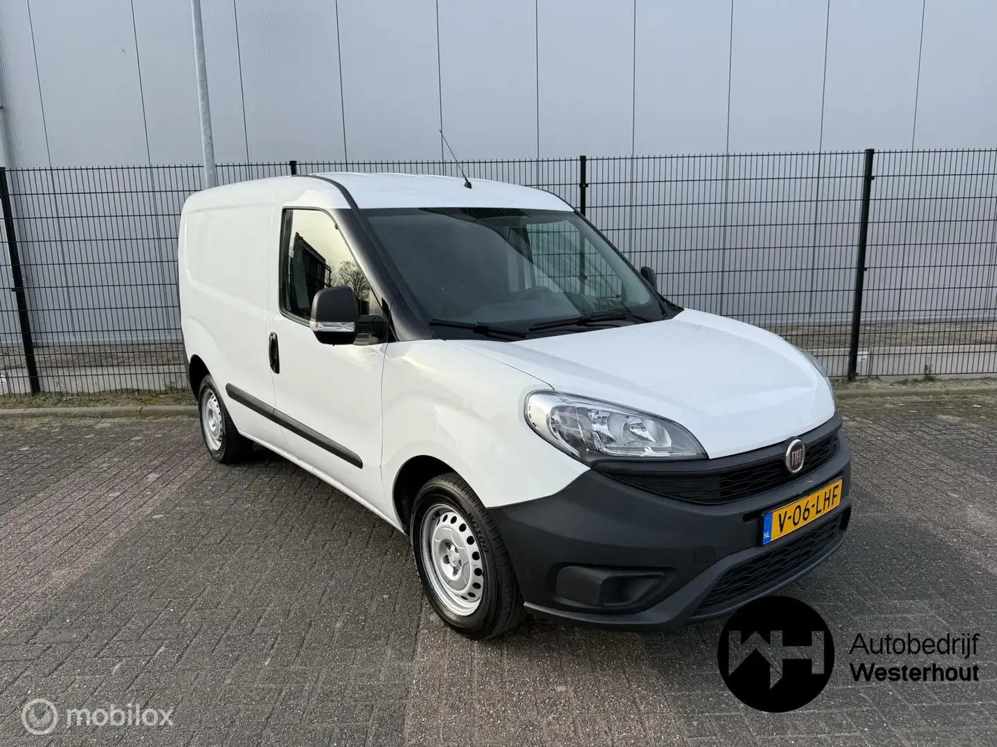 Fiat Doblo Cargo 1.3 MJ L1H1 SX Nieuwe APK Euro 6 Airco - 1