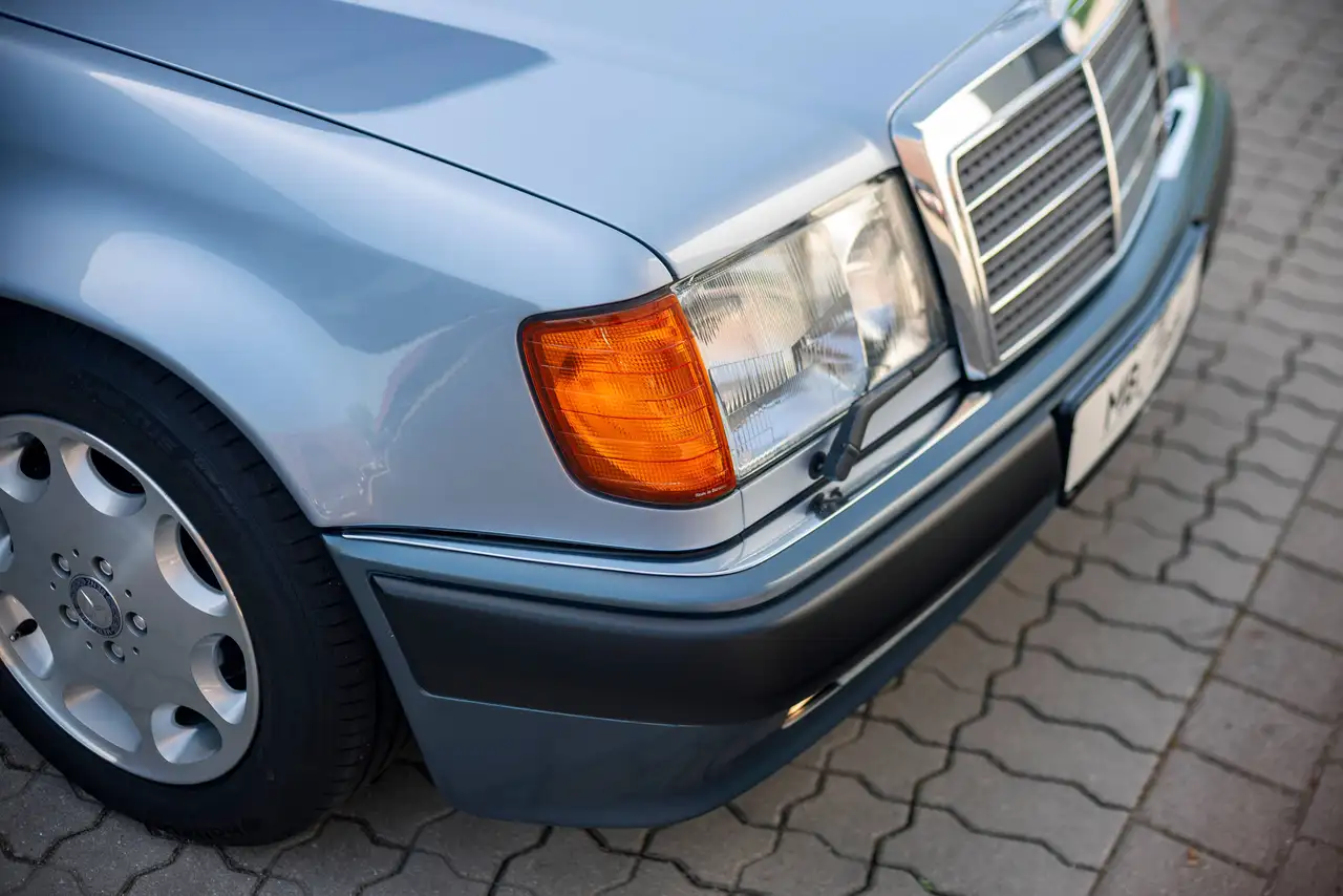 Mercedes-Benz 500 E W124, 1. Hand, 81.900 KM, H-Zul., Top Rarität, foto 9