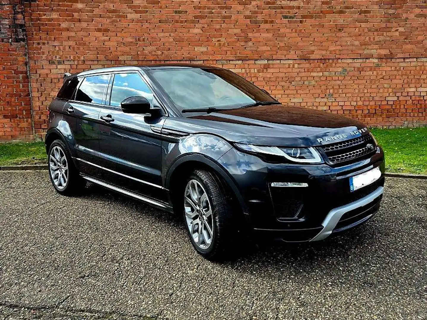 Land Rover Range Rover Evoque Range Rover Evoque D150 R-Dynamic SE Gris - 1