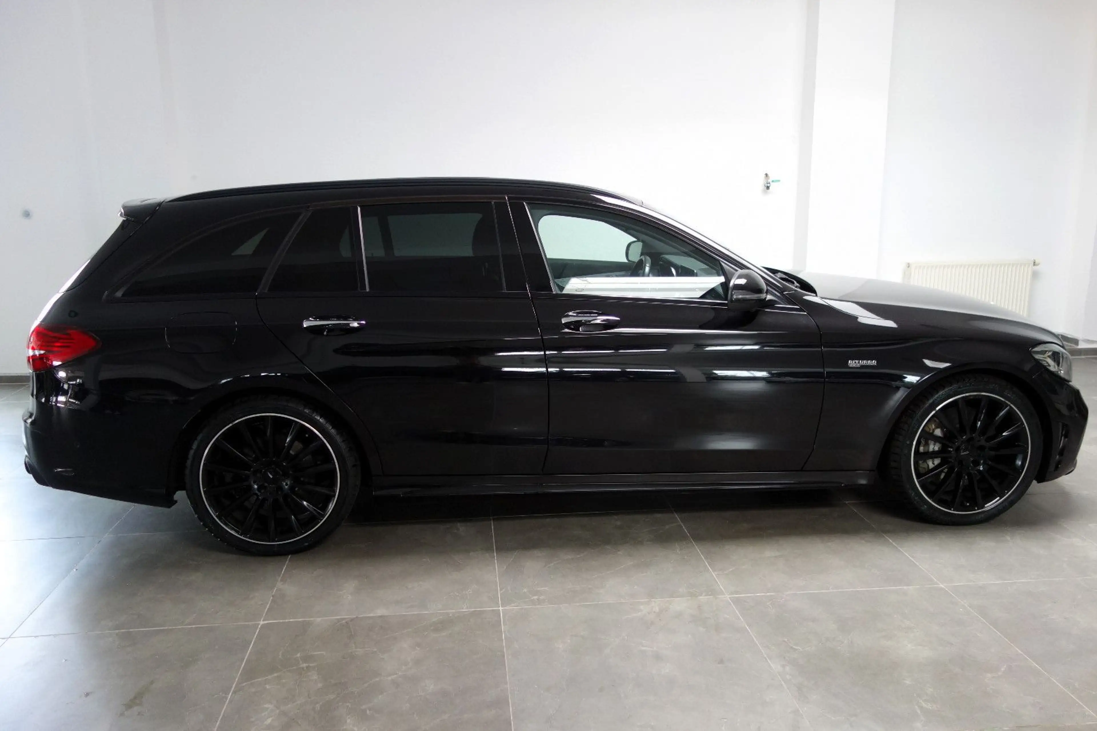 Mercedes-Benz C 43 AMG T Night 9G/360°/Distr/Widescreen/19-Zol — photo 4