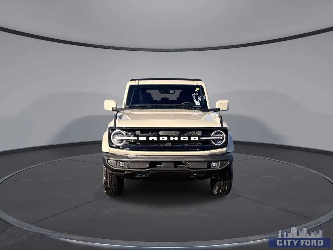 Ford Bronco снимка Ford Bronco