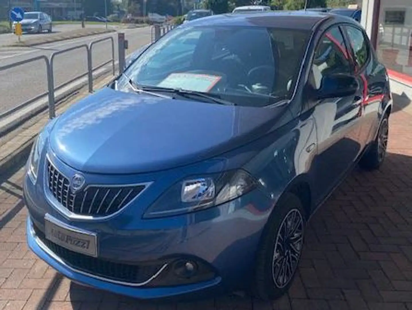 Lancia Ypsilon Ypsilon III 1.0 firefly hybrid Silver Bleu - 2
