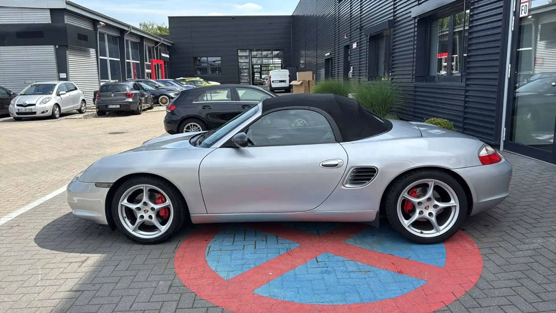 Porsche Boxster S *Bose*Alarm*Bi-Xenon*PCM*LM18*DSP* Silber - 1