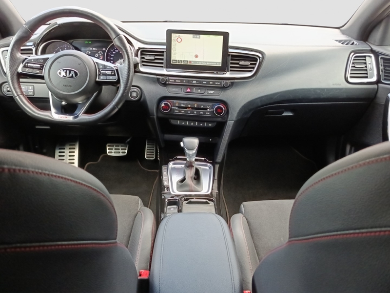 Kia ProCeed / pro_cee'd GT 1.6 T-GDi *PANORAMA*LED*LEDER*CARPLAY*CAM* — photo 10