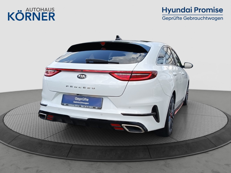 Kia ProCeed / pro_cee'd GT 1.6 T-GDi *PANORAMA*LED*LEDER*CARPLAY*CAM* — photo 4