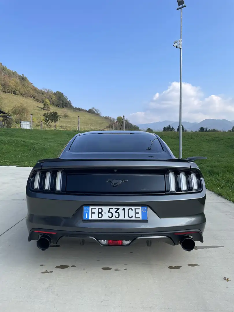 Ford Mustang Fastback 2.3 ecoboost 317cv - 2