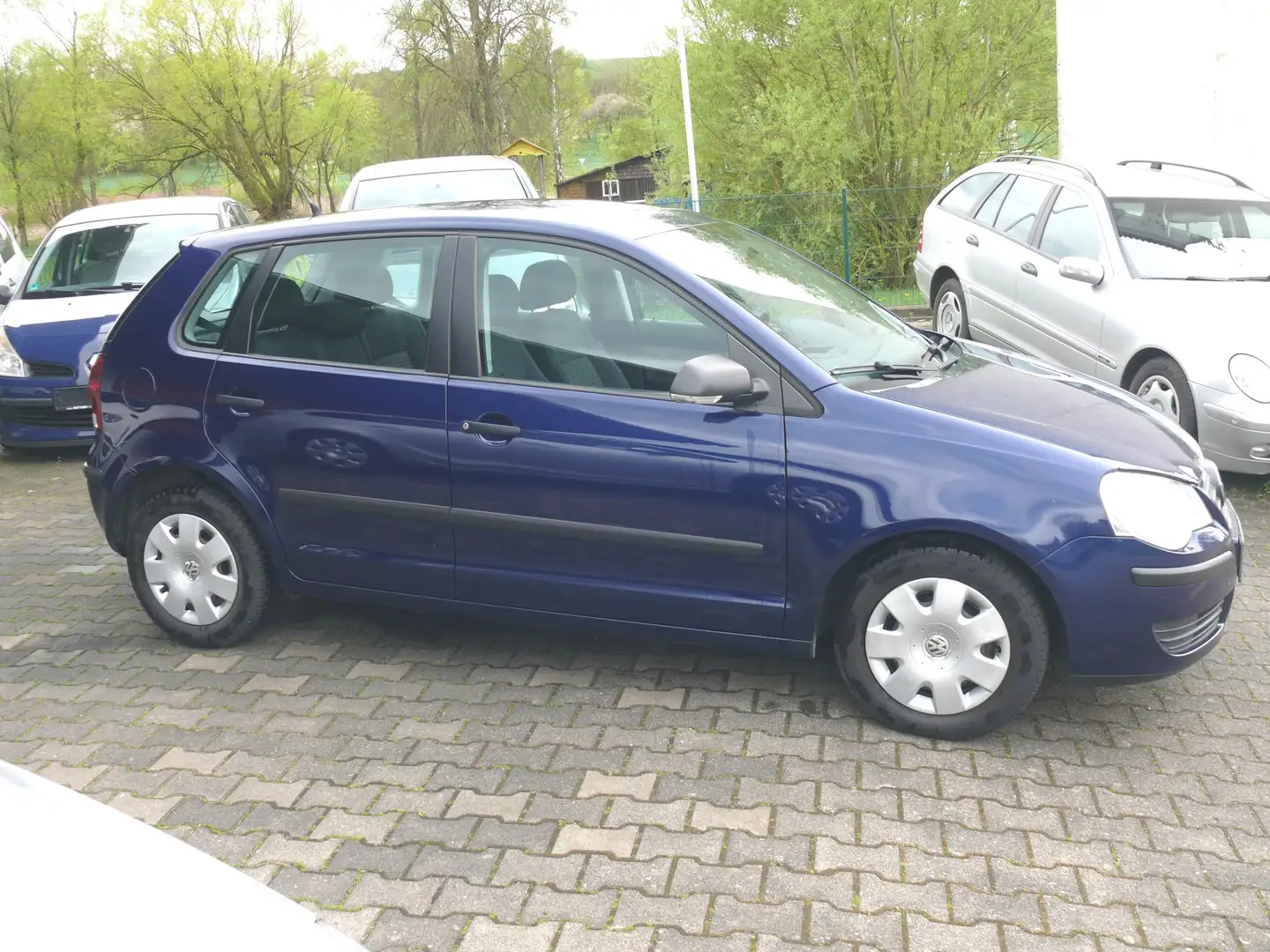 Volkswagen Polo Trendline Blau - 1
