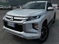 Mitsubishi L200 L200 d.cab 2.3d Diamond 4wd 150cv auto Plateado - thumbnail 1