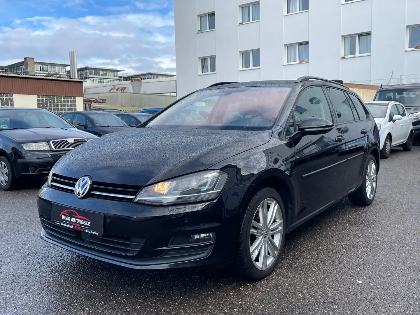 Volkswagen Golf Variant Comfortline 1,6TDI*DSG*Alu*Klima* Schwarz - 1