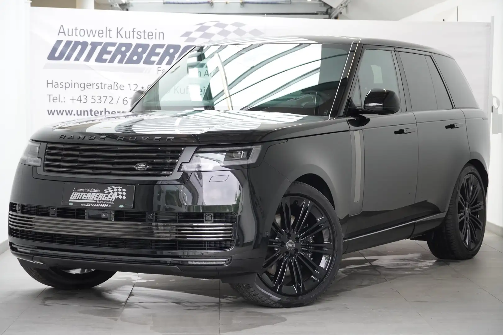Land Rover Range Rover SV P615 4,4 V8 Negro - 2