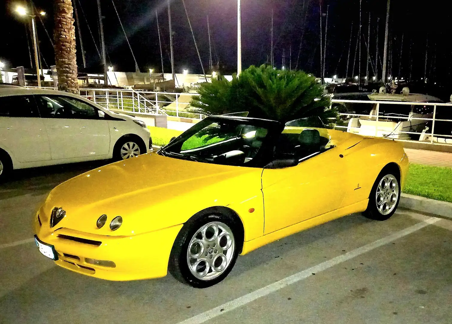 Alfa Romeo Spider 2.0 ts 16v L Limited Edition Yellow - 1